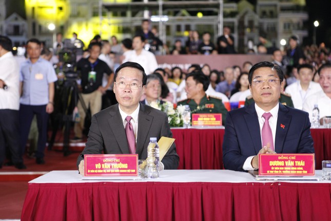 Chủ tịch nước: Bắc Giang đang trở thành trung tâm công nghiệp lớn - Ảnh 2.