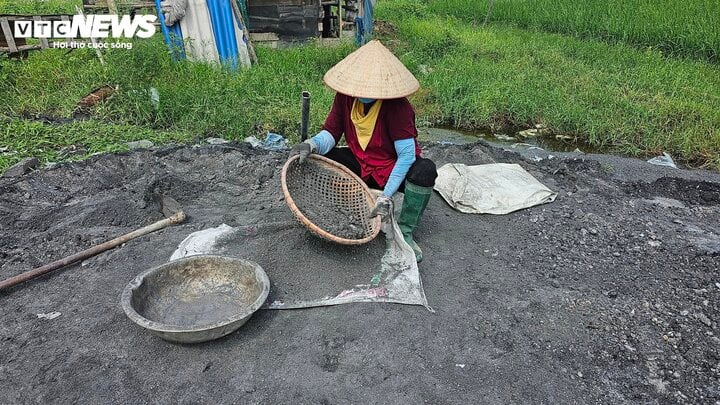 Cận cảnh ô nhiễm tại cụm công nghiệp '3 không' ở Bắc Ninh - Ảnh 11.