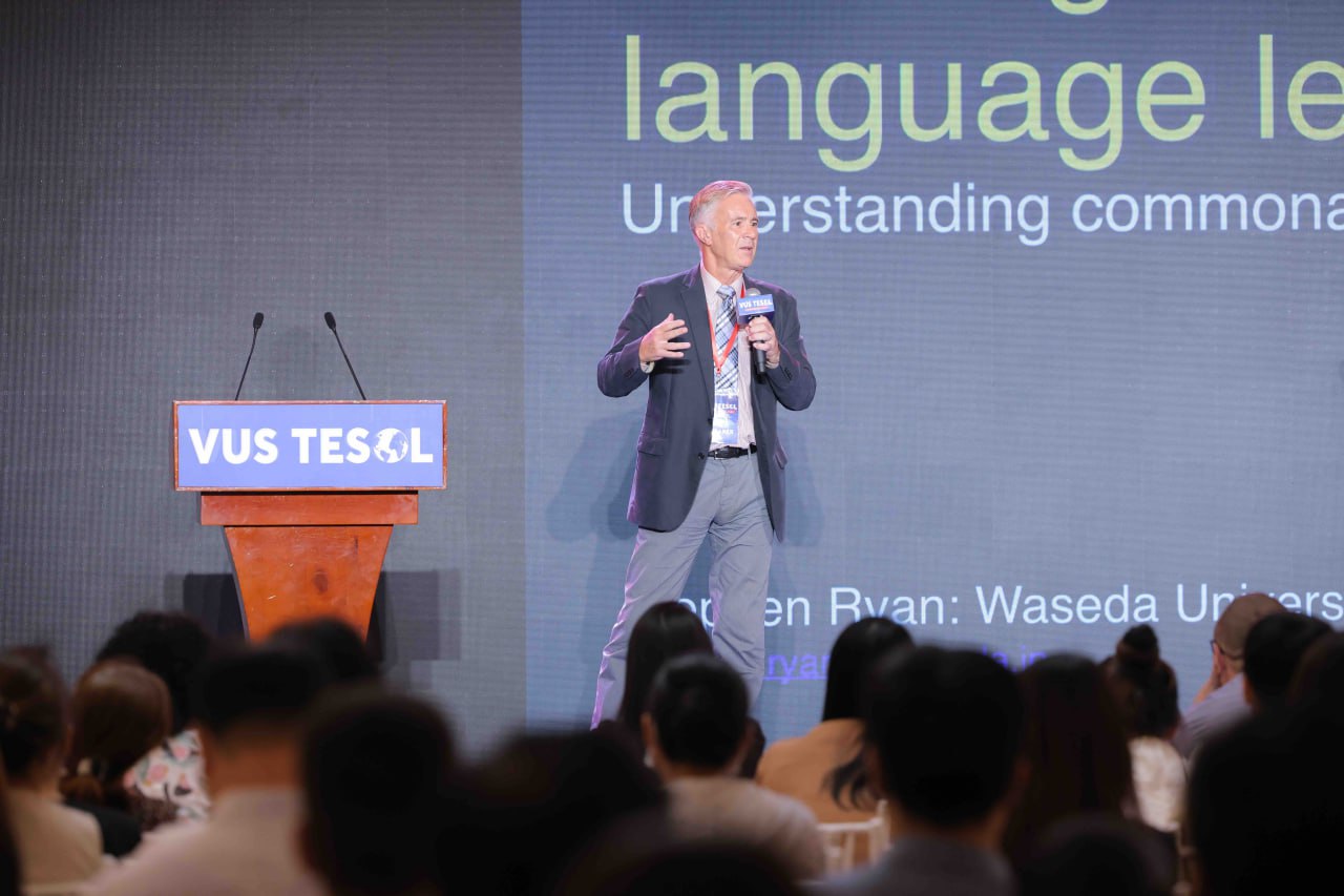 Đằng sau hành trình gần 20 năm tổ chức hội nghị miễn phí với khát vọng biến ngoại ngữ trở thành thế mạnh của người Việt - Ảnh 2.