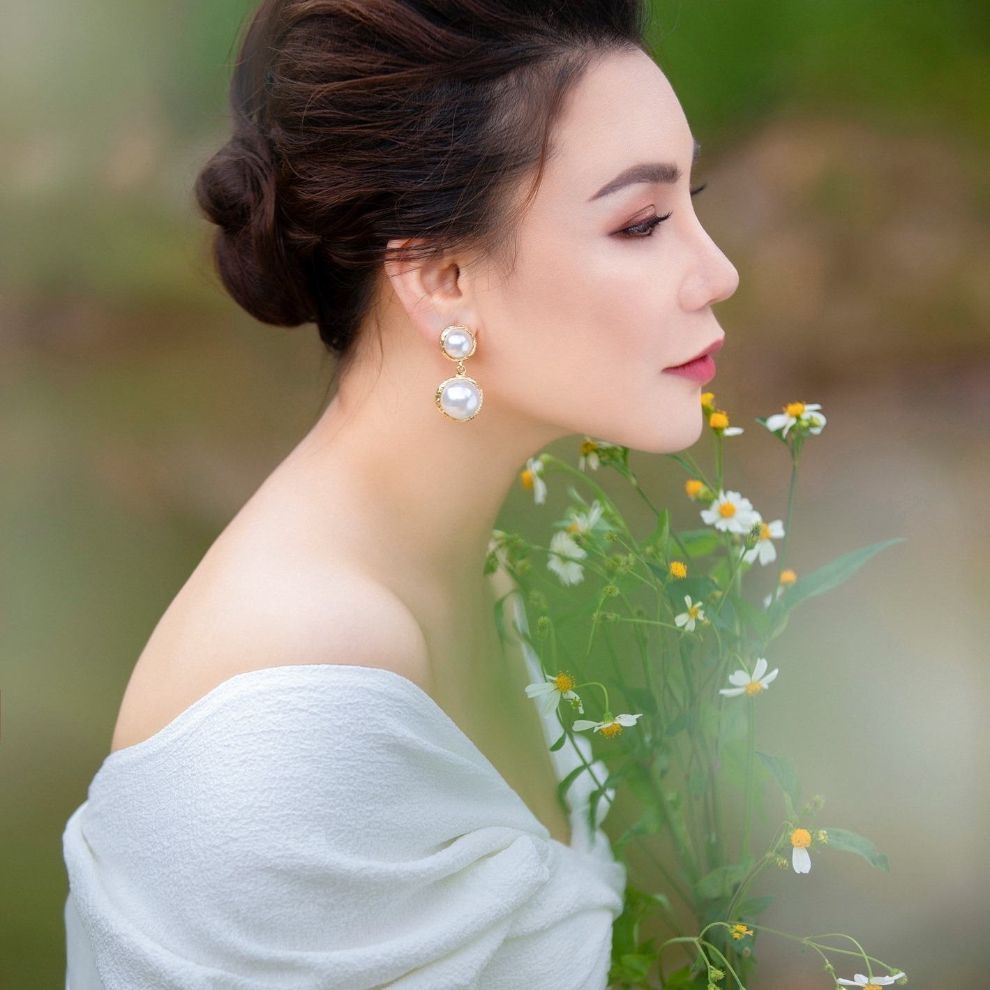 Nữ đại gia U45 vẫn chưa muốn lấy chồng, từng kiếm nhiều tiền đến nỗi "chẳng buồn đếm", sống kín tiếng trong dinh thự 600m2 - Ảnh 2.