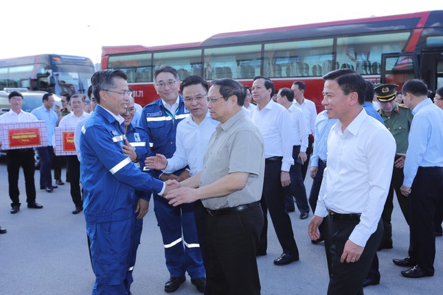 Thủ tướng làm việc tại dự án liên danh lớn nhất Việt Nam - Ảnh 1.