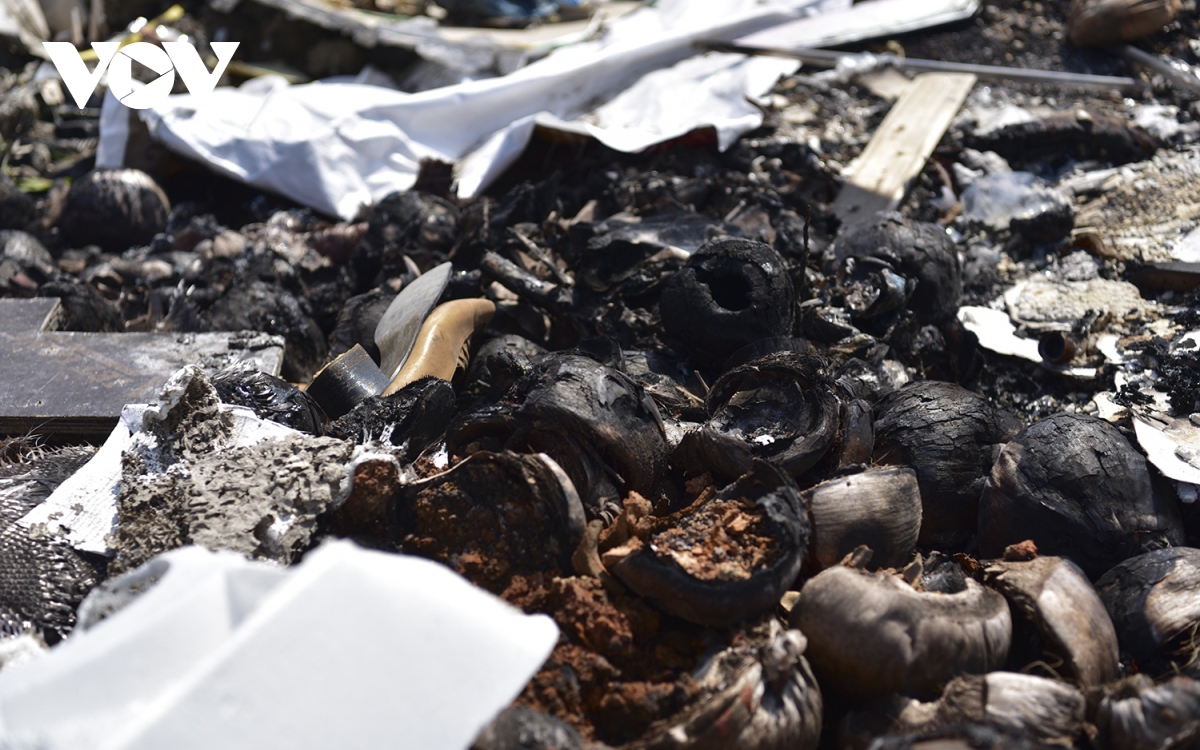 Khu “đất vàng” tràn ngập rác thải ở Long Biên - Ảnh 12.