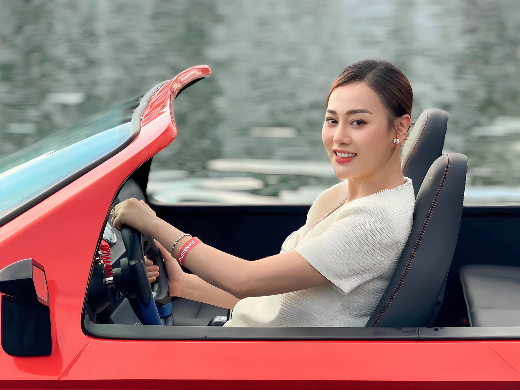 Phương Oanh khoe body trước gương, tiết lộ điều tiếc nuối dù mang song thai cho shark Bình- Ảnh 2. Phương Oanh khoe body trước gương, tiết lộ điều tiếc nuối dù mang song thai cho shark Bình- Ảnh 2.