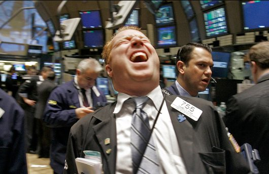 Có thể bạn đã bỏ lỡ: Dow Jones vừa tăng gần 400 điểm trong phiên giao dịch vừa qua, chứng khoán Mỹ &quot;xanh mướt&quot; - Ảnh 1.