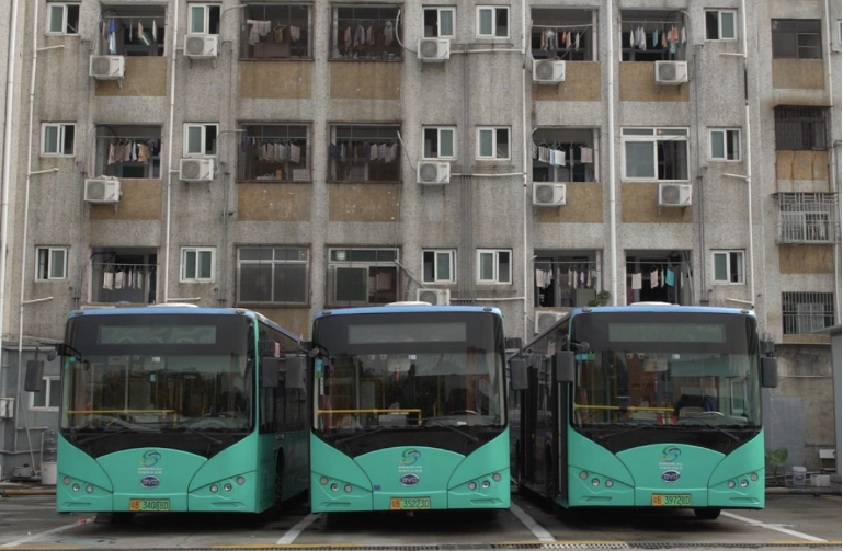 Hơn 90% xe bus điện và xe tải điện trên thế giới là ở Trung Quốc - Ảnh 1.