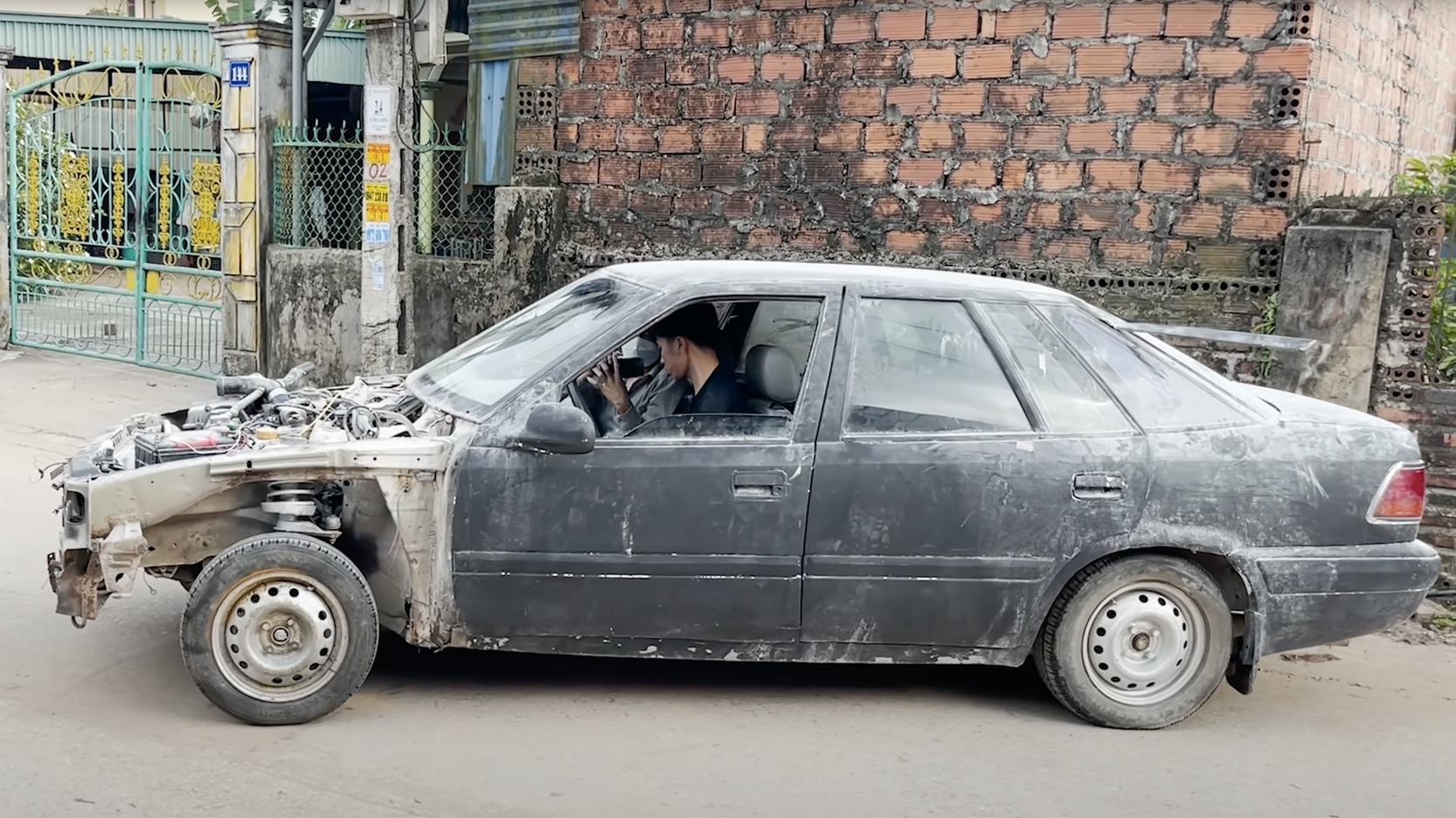 Nhóm bạn Quảng Ninh biến xe nát trông như Pagani Huayra của Minh Nhựa: '2 điểm đặc biệt khác hẳn các xe trước'- Ảnh 2.