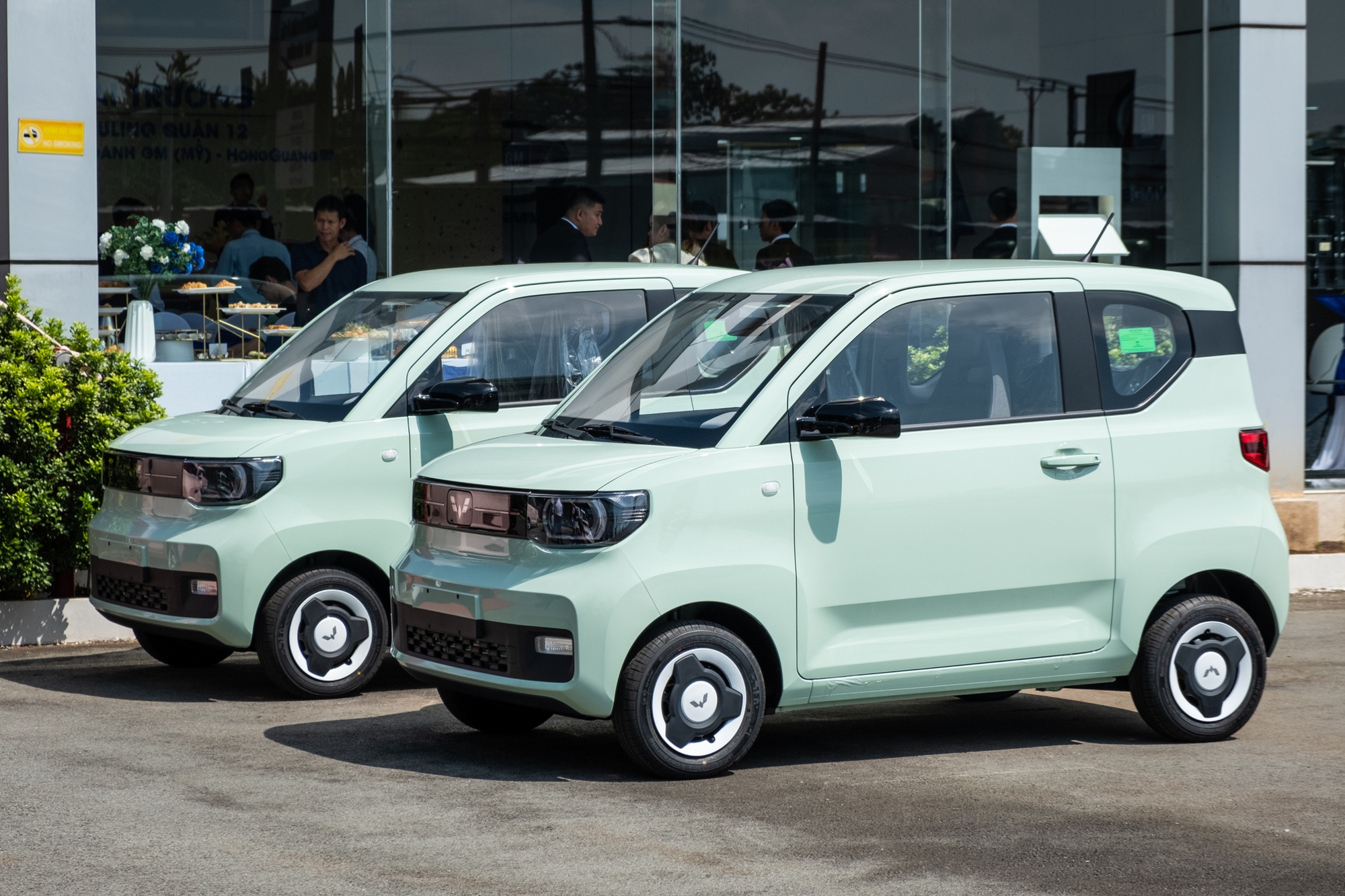 Wuling HongGuang MiniEV lần đầu giảm giá tại Việt Nam, giá khởi điểm còn 229 triệu đồng- Ảnh 2.