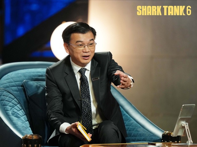 Shark Hùng Anh nói gì về tin đồn &quot;cưới vợ già, làm quan to&quot;? - Ảnh 1.