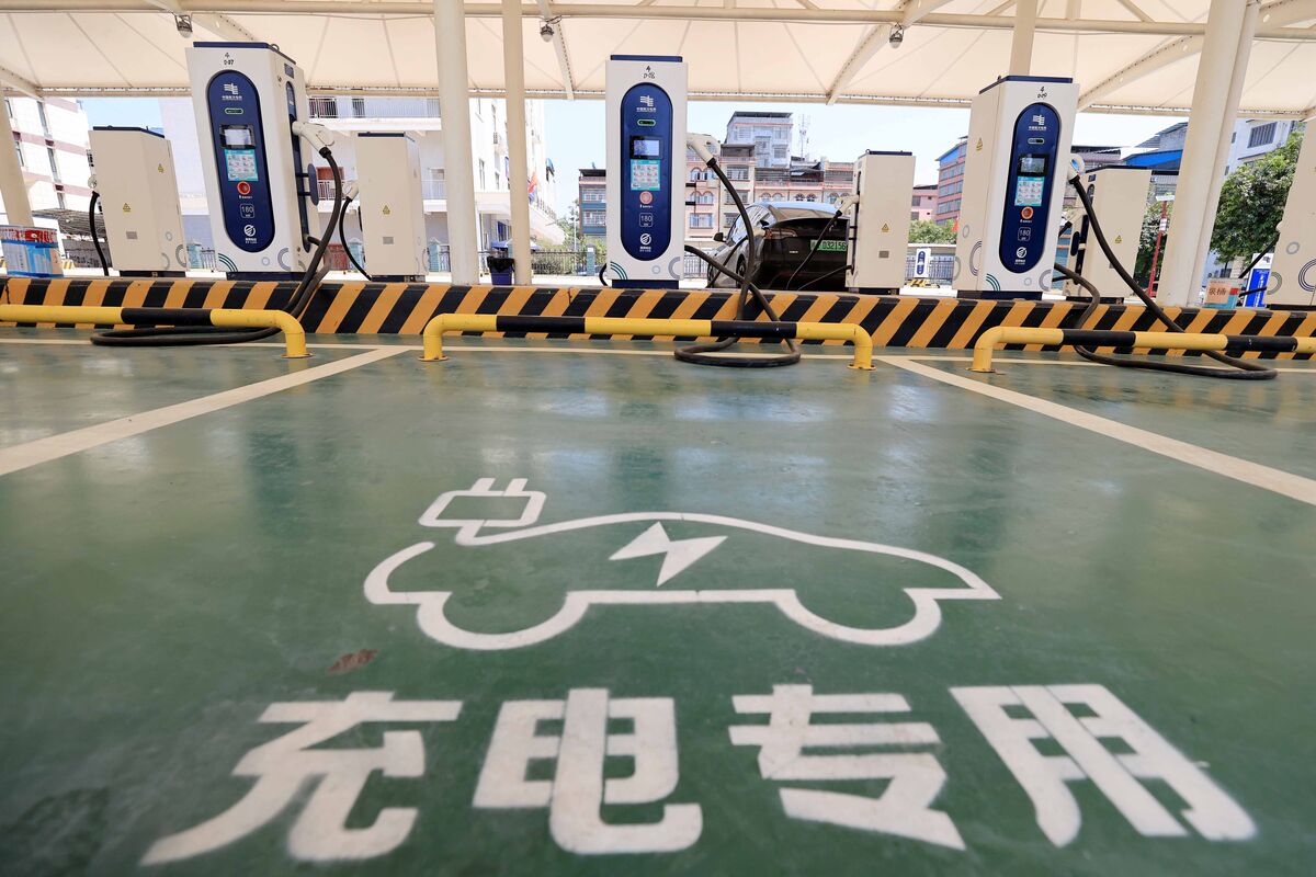 Khi xe điện trở thành ‘cú lừa thế kỷ’ ở Trung Quốc: Các doanh nghiệp gian dối để nhận trợ cấp, sản xuất hàng loạt để lấy tiền hỗ trợ mà chẳng quan tâm bán cho ai - Ảnh 3.