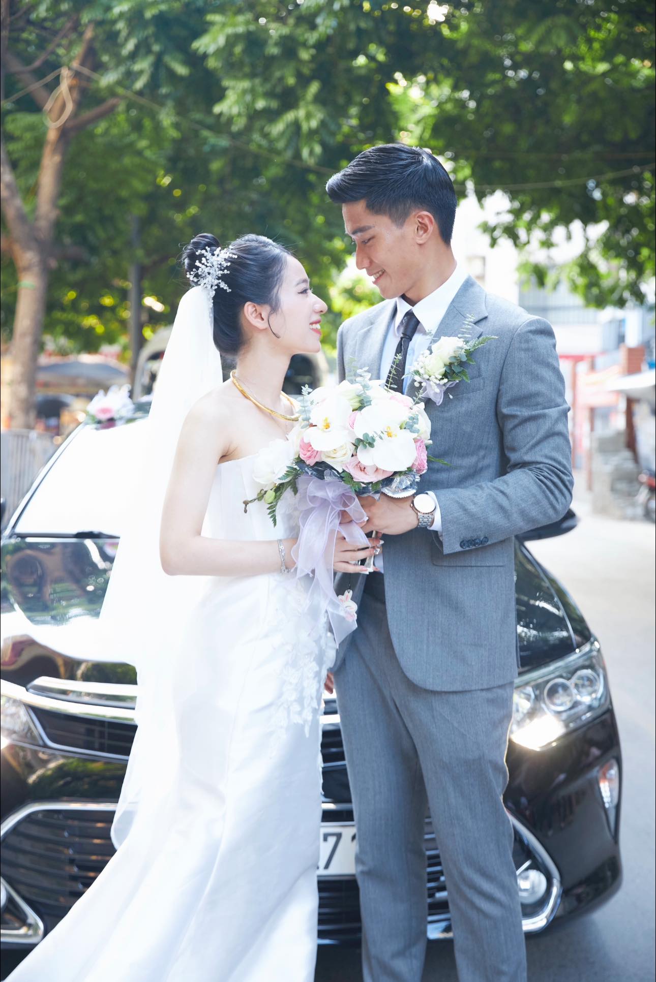 Cựu thủ môn U20 Việt Nam lấy vợ giáo viên, đám cưới không linh đình như Đoàn Văn Hậu nhưng trọn vẹn hạnh phúc- Ảnh 6.