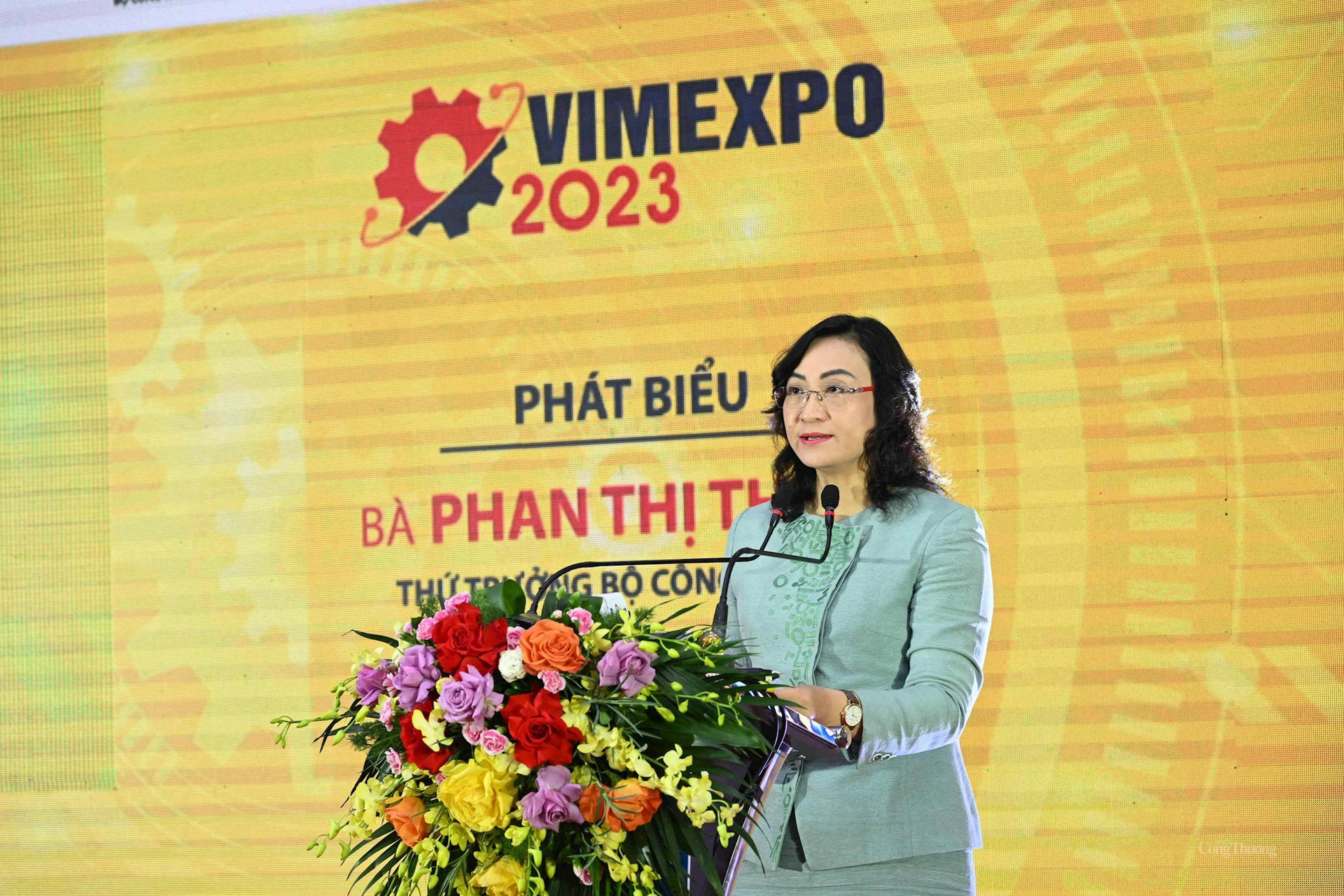 Hơn 200 doanh nghiệp tham dự triển lãm lớn nhất về công nghiệp hỗ trợ và chế biến chế tạo VIMEXPO 2023 - Ảnh 3.