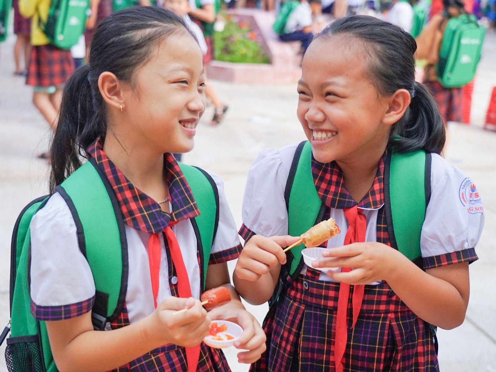 Bữa Ăn Trọn Vẹn: Hành trình của chiếc xe Xanh trên con đường trao gửi 100 triệu bữa ăn cho trẻ em Việt - Ảnh 2.