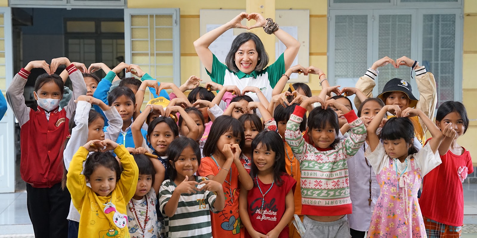 Bữa Ăn Trọn Vẹn: Hành trình của chiếc xe Xanh trên con đường trao gửi 100 triệu bữa ăn cho trẻ em Việt - Ảnh 6.
