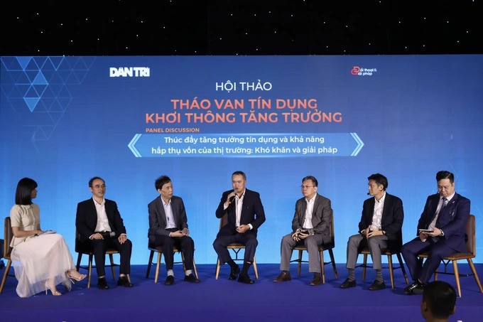 TS. Võ Trí Thành: Tỷ giá cản đường giảm của lãi suất - Ảnh 1.