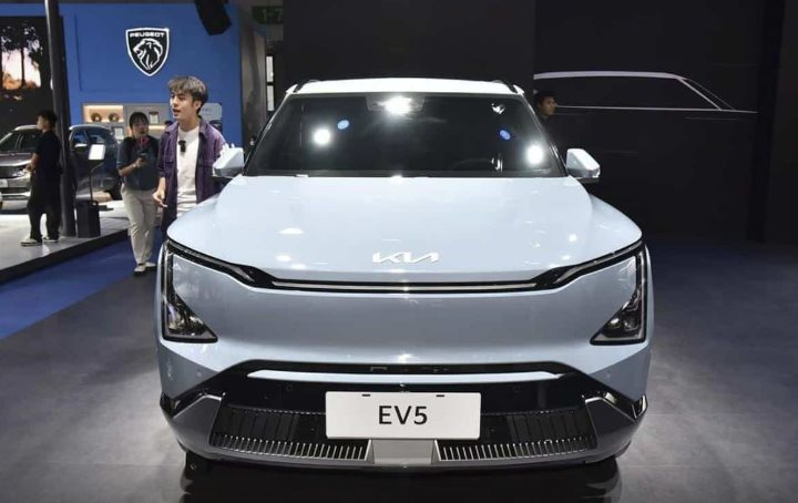 'Đàn em' Kia EV6 chính thức bán ra: Giá sốc chỉ gần 500 triệu đồng, phạm vi hoạt động 720 km - Ảnh 3.
