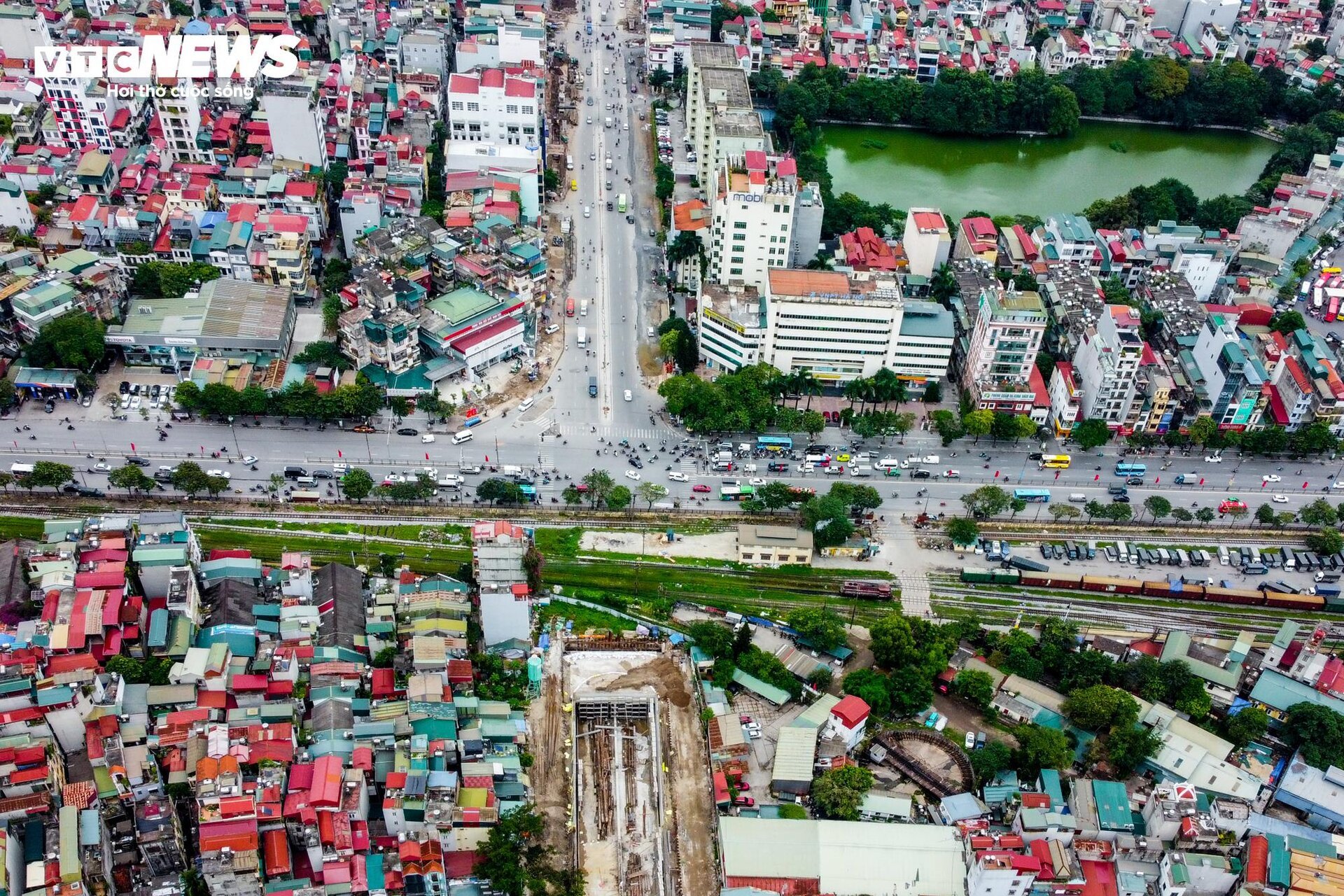 Cận cảnh hầm chui 778 tỷ đồng ở Hà Nội sau hơn 1 năm thi công - Ảnh 2.