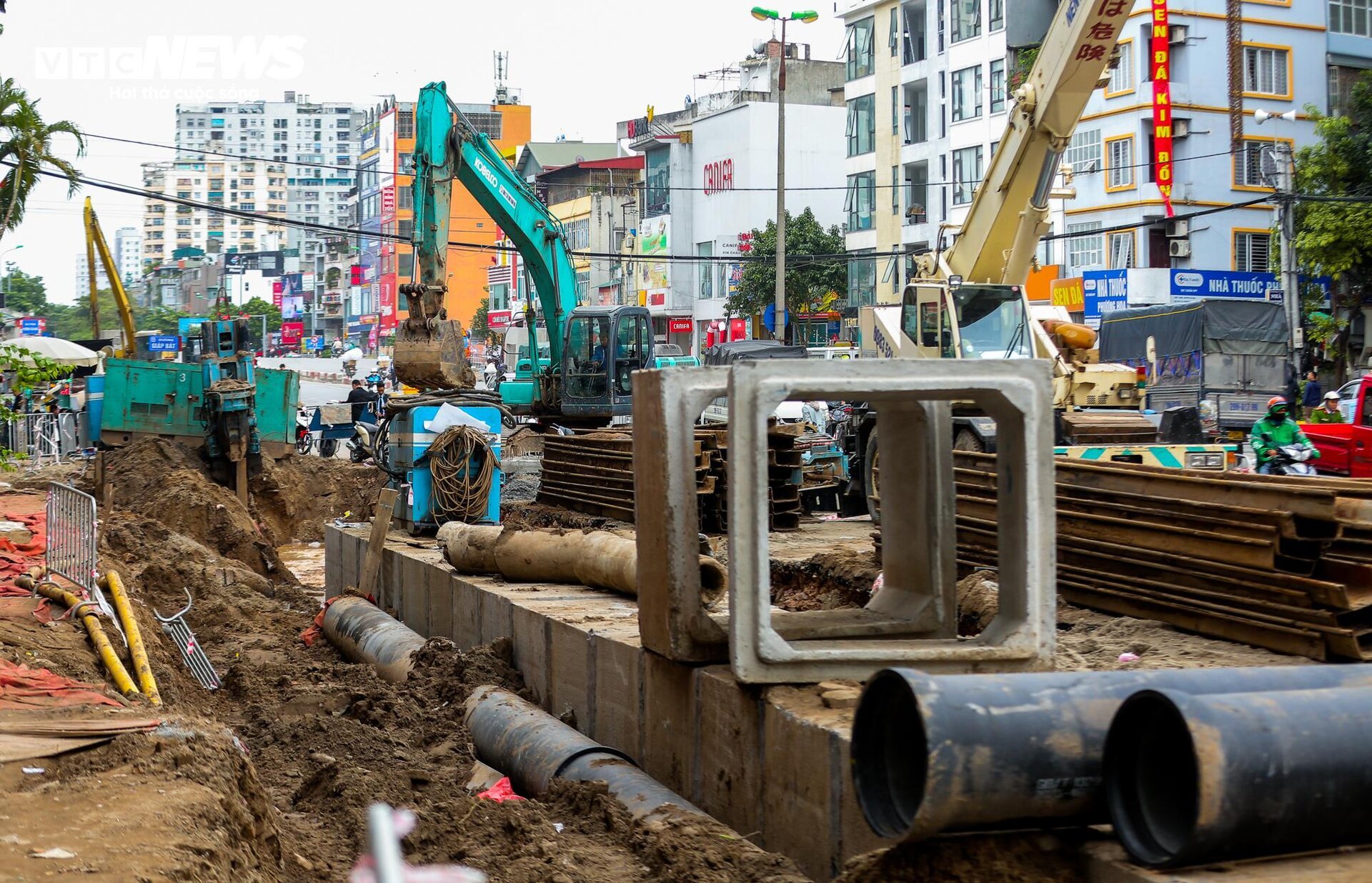 Cận cảnh hầm chui 778 tỷ đồng ở Hà Nội sau hơn 1 năm thi công - Ảnh 13.