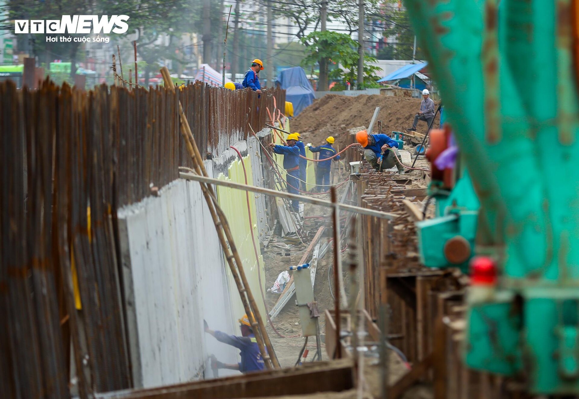 Cận cảnh hầm chui 778 tỷ đồng ở Hà Nội sau hơn 1 năm thi công - Ảnh 7.