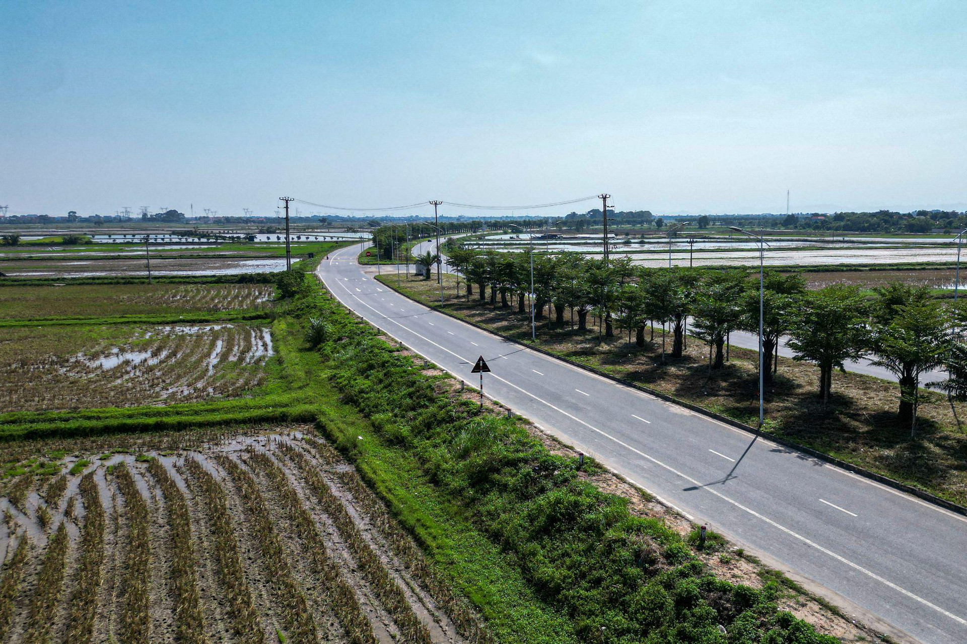 ‏Toàn cảnh khu vực được đề xuất xây dựng sân bay thứ 2 tại Hà Nội - Ảnh 4.