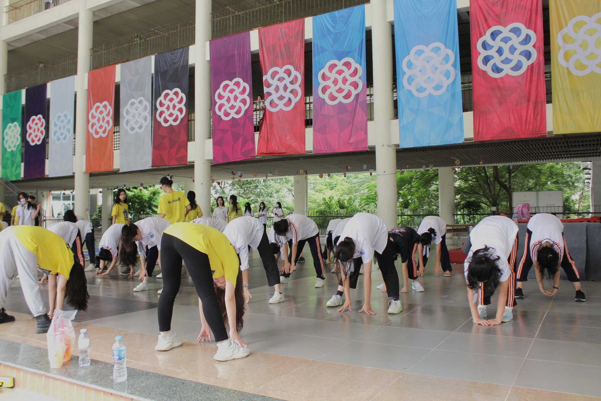 Đây là CLB vui nhất trường Ams: Được tham gia môn thể thao xịn như học sinh Mỹ, đã thế còn nhiều hoạt động vui chơi! - Ảnh 8.