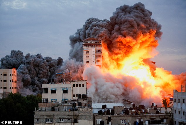 Chiến phí mỗi ngày &quot;khủng khiếp&quot;, xung đột với Hamas đang khiến Israel gánh hậu quả nặng nề ra sao? - Ảnh 1.