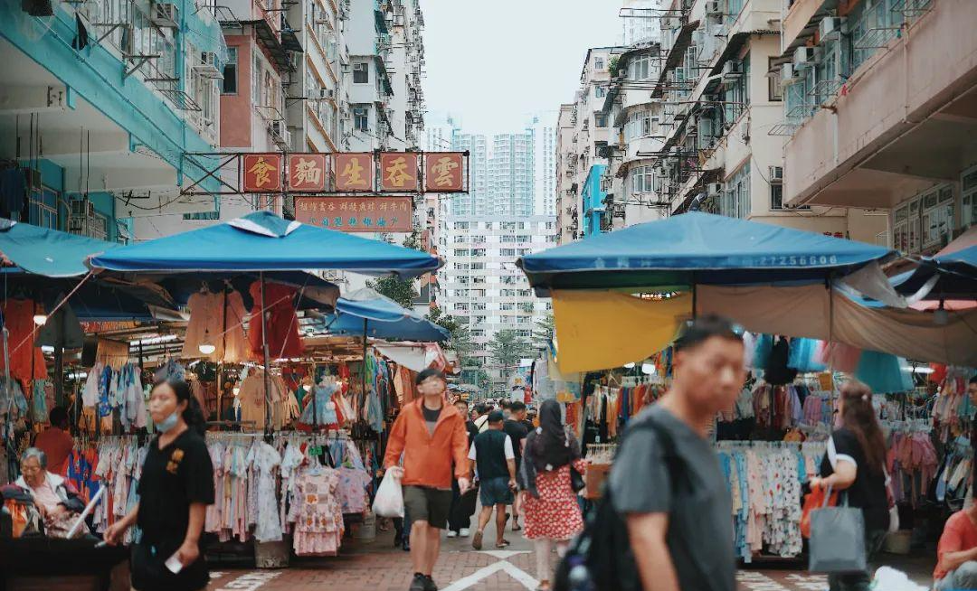 Blogger chia sẻ một ngày ăn chơi xả láng tại quận &quot;nghèo nhất&quot; Hồng Kông (Trung Quốc): Trả giá thoải mái, thứ gì cũng có!- Ảnh 2.