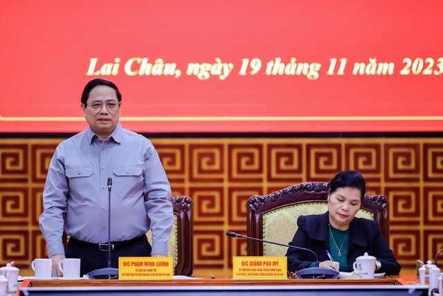 Thủ tướng: Làm bằng được các công trình hạ tầng lớn để kết nối Lai Châu với trong nước và quốc tế - Ảnh 10.