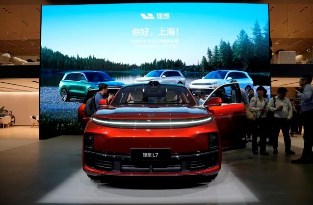 Sau xe điện, Trung Quốc đang 'khơi mào' cuộc đua xe xanh khác: Giá rẻ, chi phí thấp được lòng người tiêu dùng, các hãng xe nước ngoài 'ngồi trên đống lửa' - Ảnh 1.