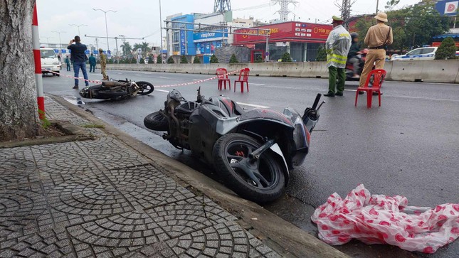 Bắt hai đối tượng mang súng cướp ngân hàng ở Đà Nẵng - Ảnh 2.