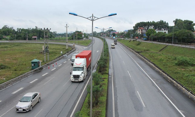 Hà Nội: Phê duyệt đường gom phía Nam cao tốc Hà Nội- Thái Nguyên rộng 16m - Ảnh 1.