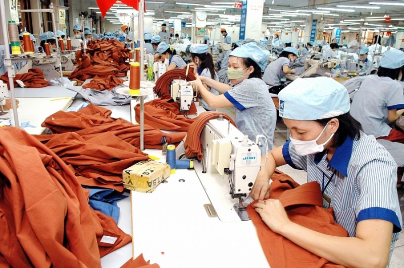 Năm 2023, xuất khẩu dệt may dự kiến về đích với 40,3 tỷ USD - Ảnh 2.