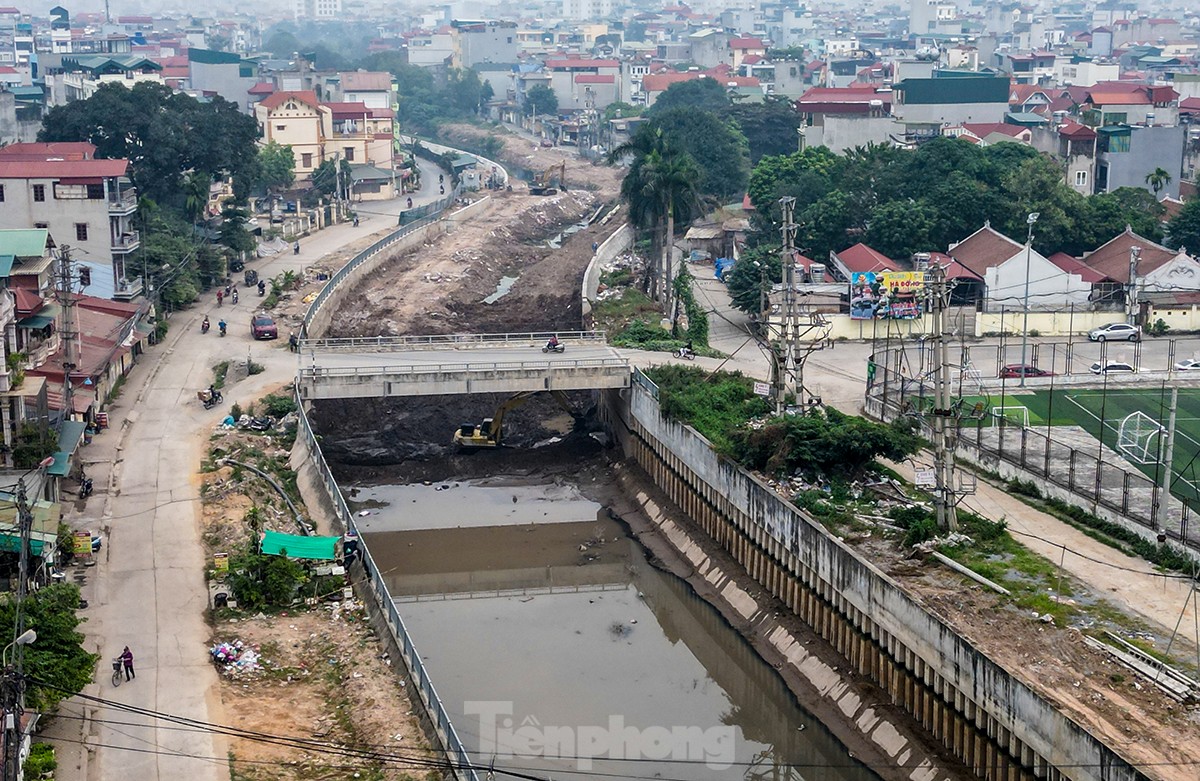 Dân Hà Nội khốn khổ với dự án hơn 7.000 tỷ thi công kiểu... rùa bò - Ảnh 1.
