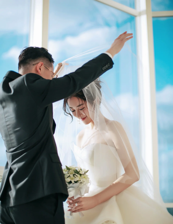 Hôn nhân của “phú bà” Đào Hỷ Nhi: Tổ chức cưới riêng tư ở Nhật, chồng ít lên sóng vì sợ fan vợ bỏ chạy- Ảnh 5.