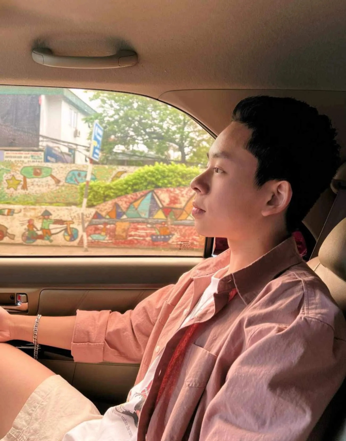 Ôn thi gấp rút, nam sinh Hà Nội vẫn thi đỗ trường THPT Chuyên Ngoại ngữ, một trong những trường đỉnh nhất Thủ đô - Ảnh 3.