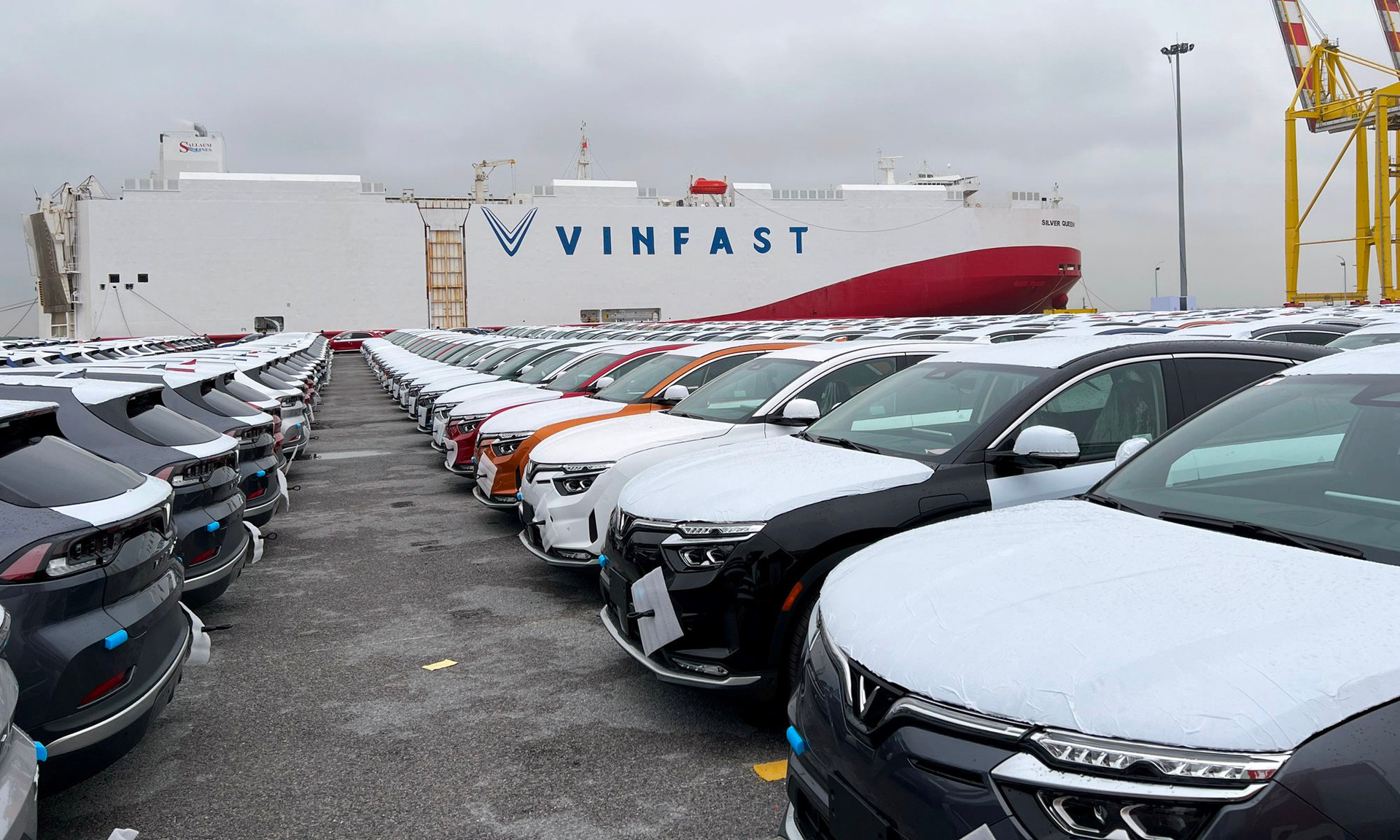 Không phải Trung Quốc, đây mới là thị trường xe điện đang 'bung lụa': doanh số vượt xe xăng, VinFast chuẩn bị xuất khẩu 3.000 xe trong quý 4 - Ảnh 2.