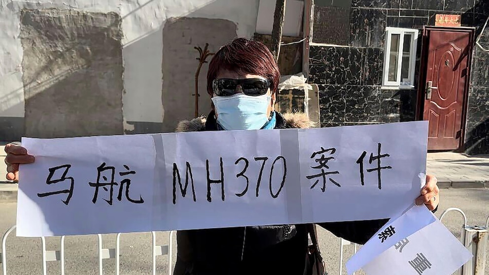 Trung Quốc mở phiên điều trần về MH370 - Ảnh 1.