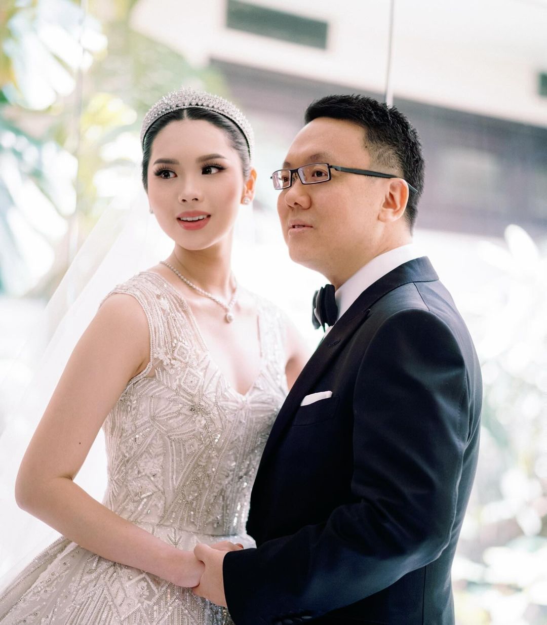 Con trai cựu chủ tịch AirAsia kết hôn với ái nữ "trùm bất động sản": Chi tới 117 tỷ, tặng quà khách mời toàn Hermes- Ảnh 2.