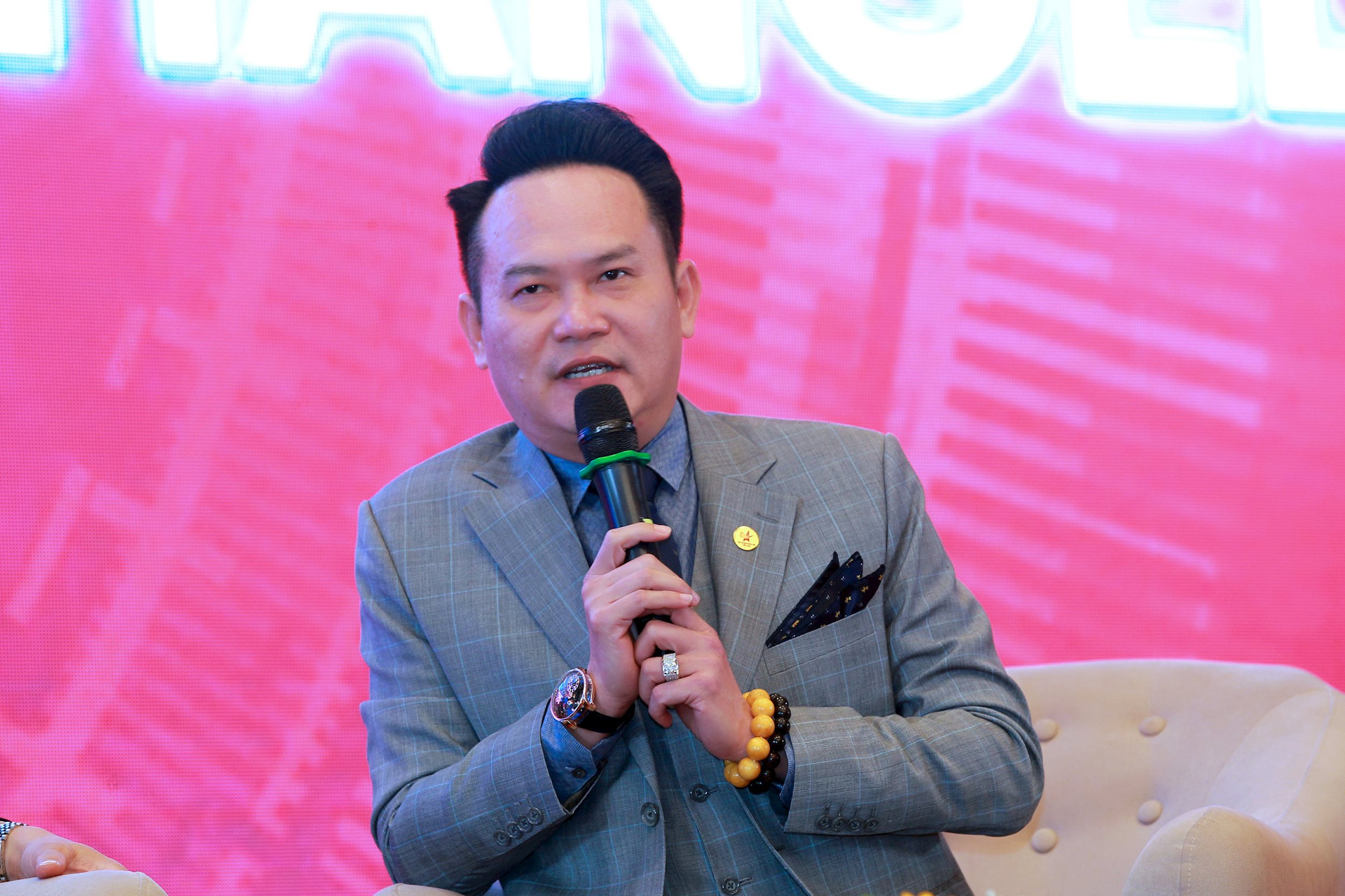 Chủ tịch FPT Trương Gia Bình : Doanh nhân phải trở thành người tốt đẹp nhất trong xã hội Việt Nam - Ảnh 3.