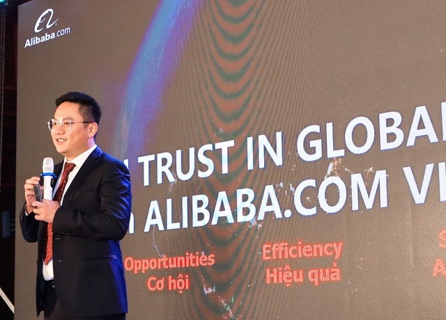 Sếp Alibaba Việt Nam: Người mua hàng Việt trên Alibaba tăng trưởng 55%, suy thoái kinh tế là cơ hội để TMĐT phát triển bùng nổ! - Ảnh 1.