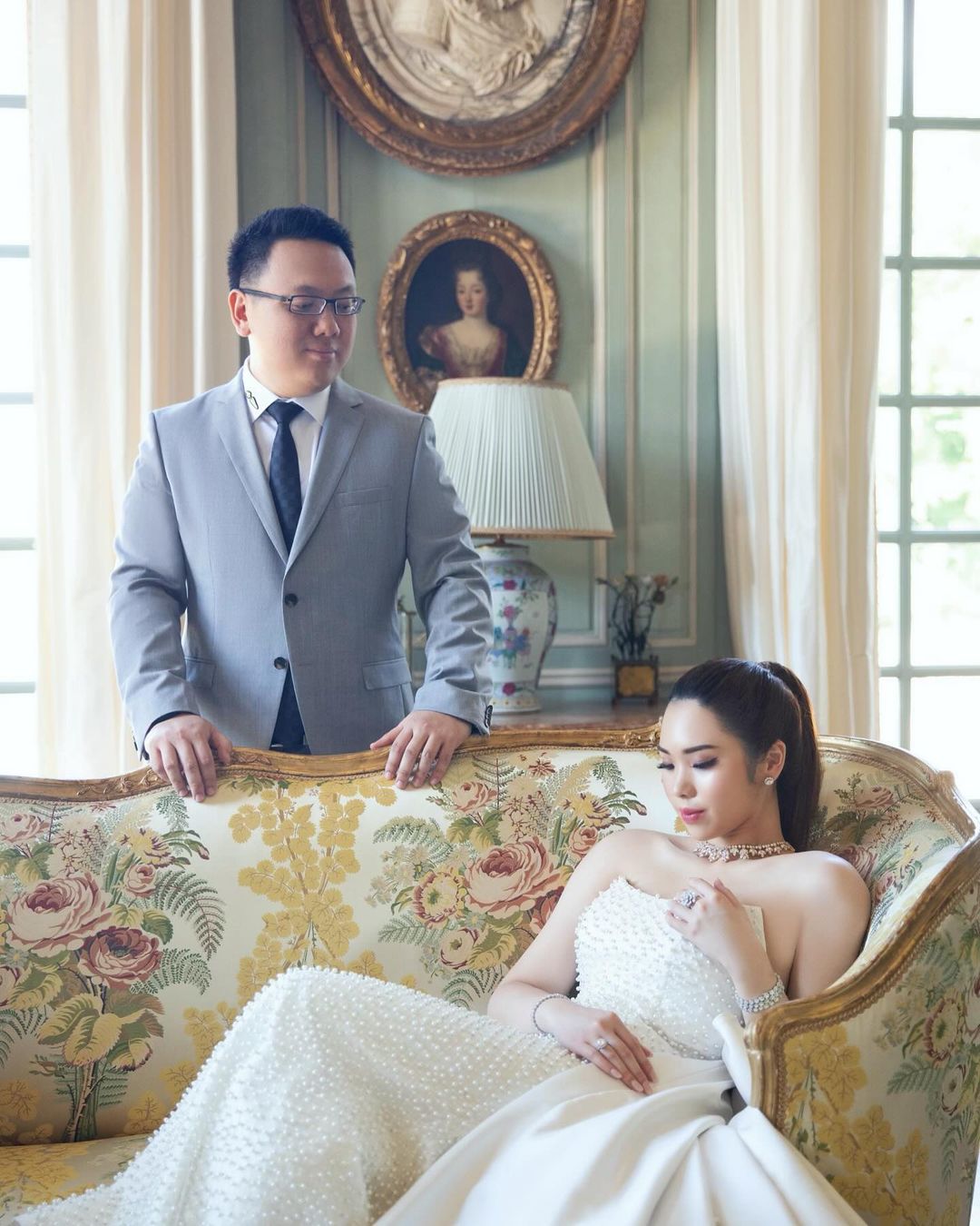 Đám cưới "siêu giàu châu Á": Chi 10 tỷ đồng tặng quà cho khách, gia thế dâu rể đều khủng- Ảnh 3.