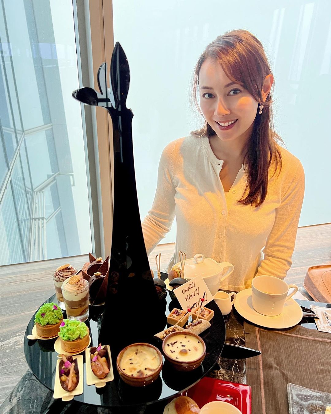 Hoa hậu ảnh Hồng Kông U40 vẫn như gái 18 nhờ chăm chỉ dùng một loại thực phẩm đặc biệt - Ảnh 2.
