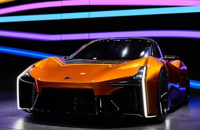 Toyota tìm ra &quot;tử huyệt&quot; trong công nghệ hàng đầu của Tesla, tuyên bố phương pháp của riêng mình để giành ngôi vương trong sản xuất xe điện - Ảnh 1.