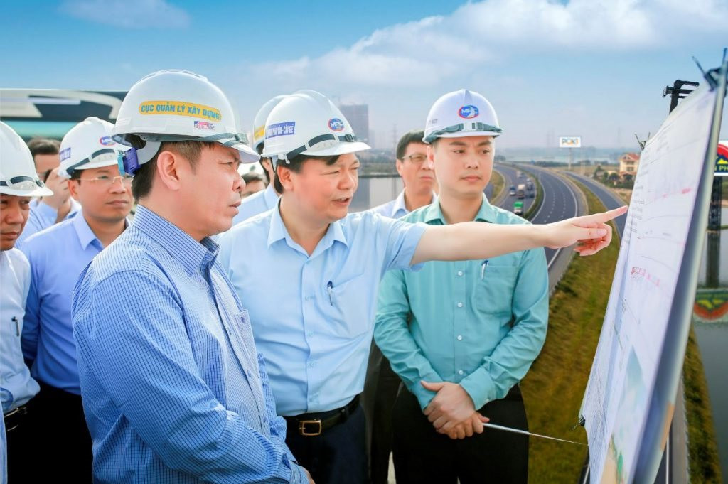 Thuộc nhóm nhà thầu thi công nhiều đường cao tốc nhất Việt Nam, Phương Thành Tranconsin báo doanh thu đột biến gần 2.000 tỷ, đang nghiên cứu làm đường sắt tốc độ cao - Ảnh 5.