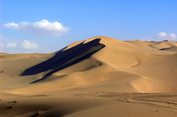 Cách Trung Quốc phủ xanh sa mạc 'Biển tử thần' rộng 330.000km2 - Ảnh 2.