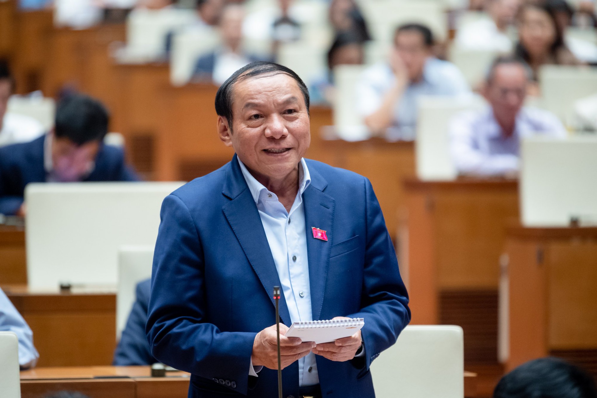 Tranh luận về phát biểu của Bộ trưởng Nguyễn Văn Hùng về phim Đất rừng phương Nam - Ảnh 3.