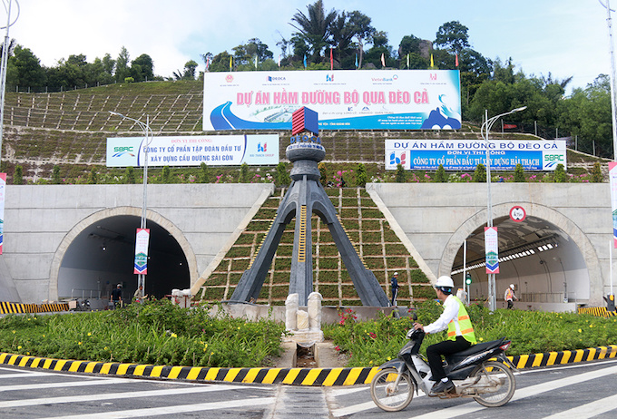 Chủ tịch Tập đoàn Đèo Cả giao nhiệm vụ học tập cho cấp dưới: Các PCT phải đạt học vị Tiến Sĩ, những lãnh đạo khác phải đạt học vị thạc sĩ - Ảnh 2.