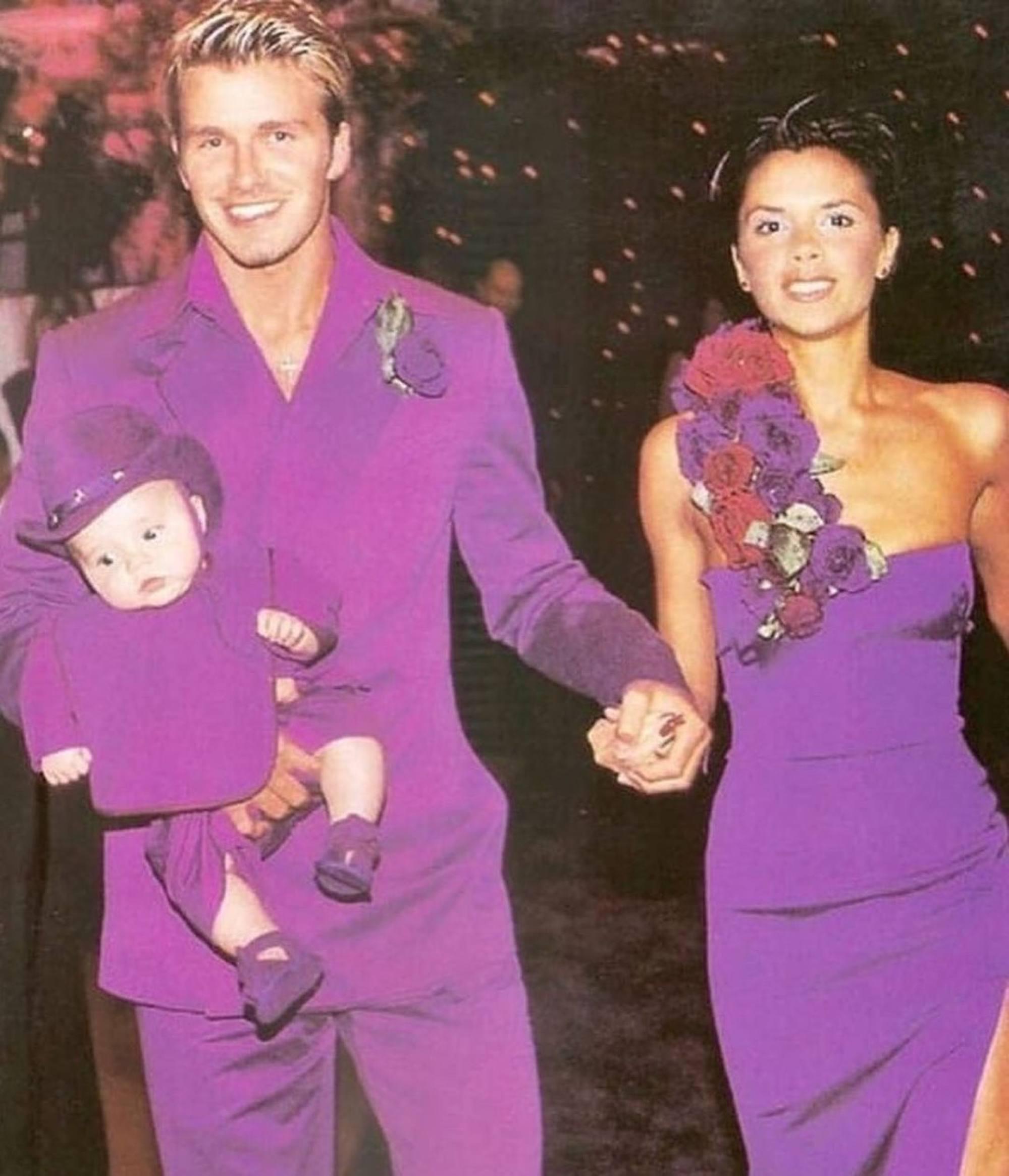 ‏David Beckham và vợ