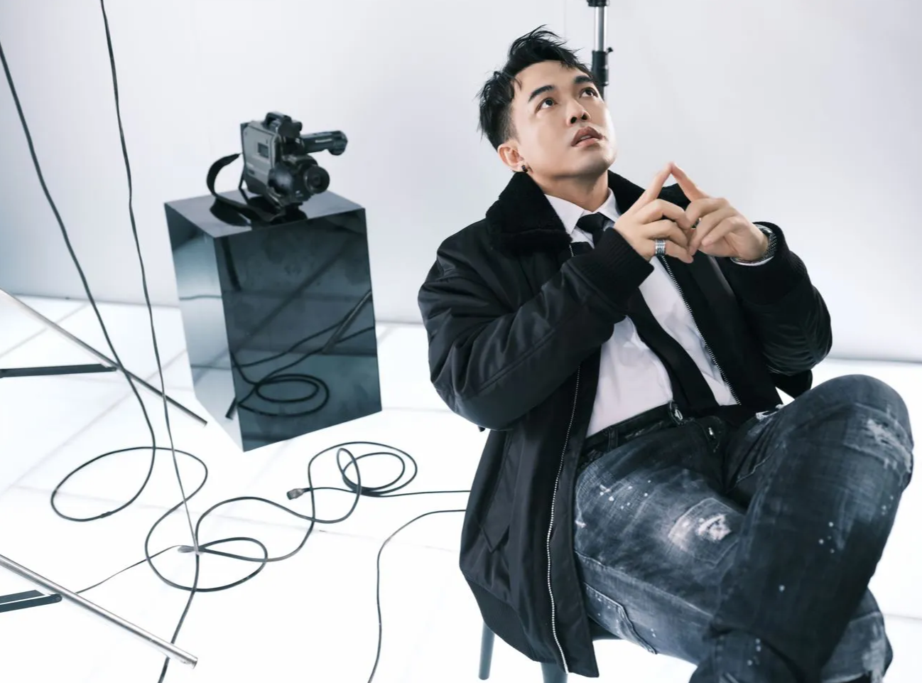 Người sát cánh lâu năm cùng Hồ Ngọc Hà chia sẻ bí quyết trụ vững trên thị trường: "Tôi kiên trì và quyết liệt trong công việc" - Ảnh 4.