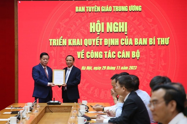 Ban Bí thư Trung ương Đảng điều động, bổ nhiệm, chỉ định cán bộ - Ảnh 1.