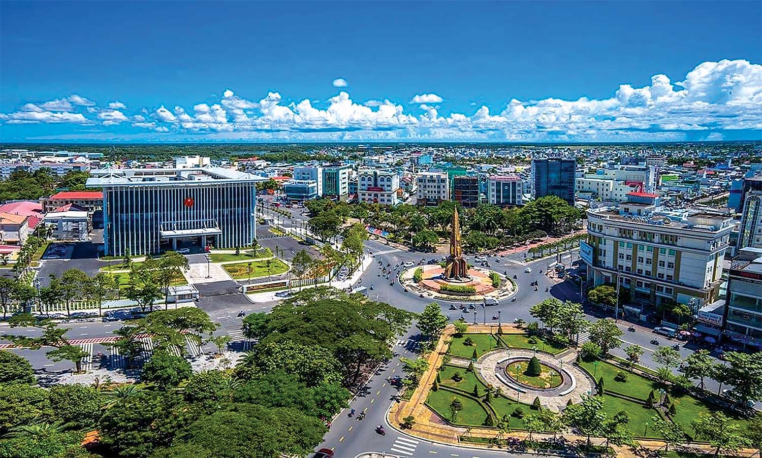 Tỉnh duy nhất của Việt Nam có 3 mặt giáp biển sẽ trở thành trung tâm kinh tế biển của cả nước- Ảnh 3.